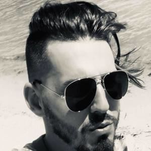 Meet your Posher, Costea